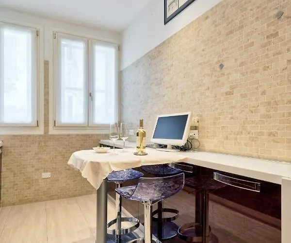 Family In Rialto - Centro Citta Full Optional