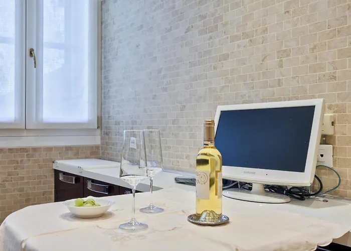 Family In Rialto - Centro Citta Full Optional *